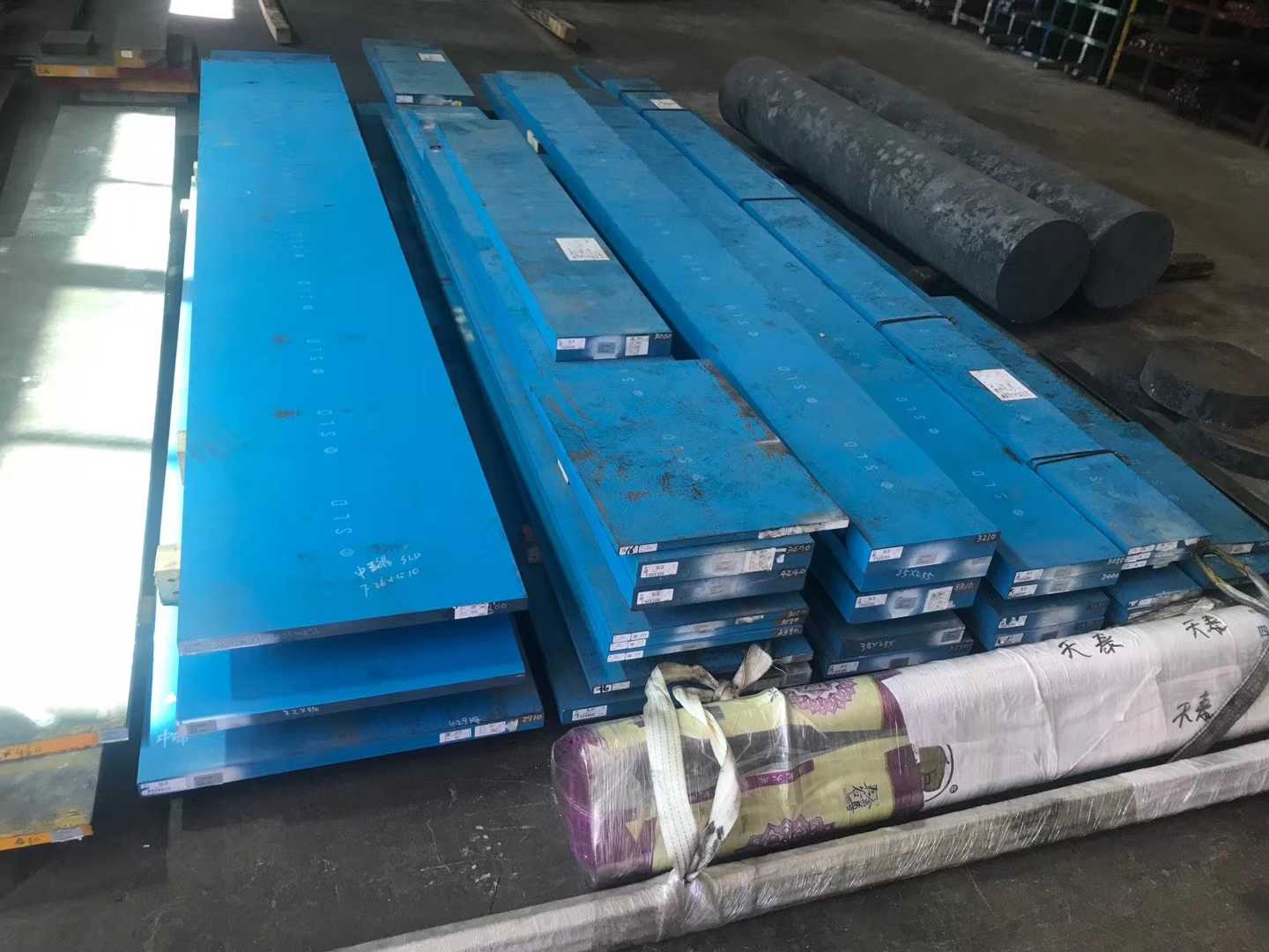 tr25材料，sks81是什么材料